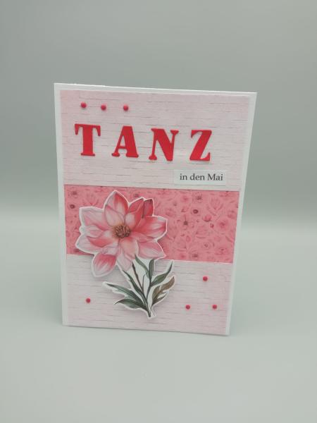 Blütenzauber "TANZ in den Mai" Grußkarte